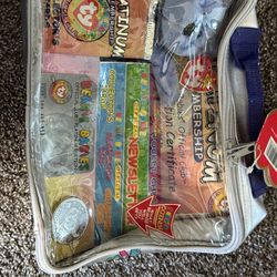 Collectible Beanie Baby Official Membership Kit