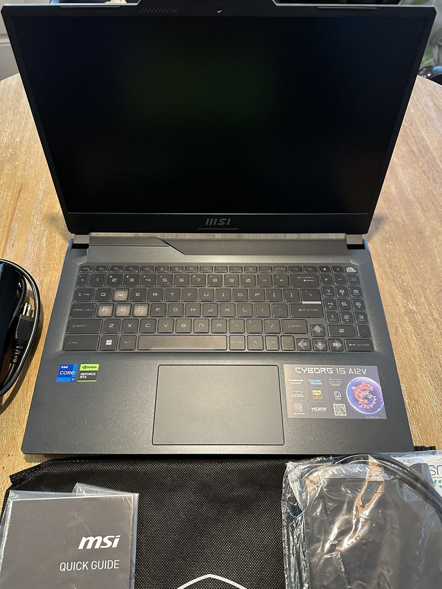 RTX 4060 Gaming Laptop MSI Cyborg