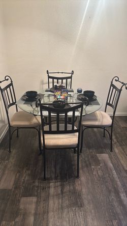 Kitchen table