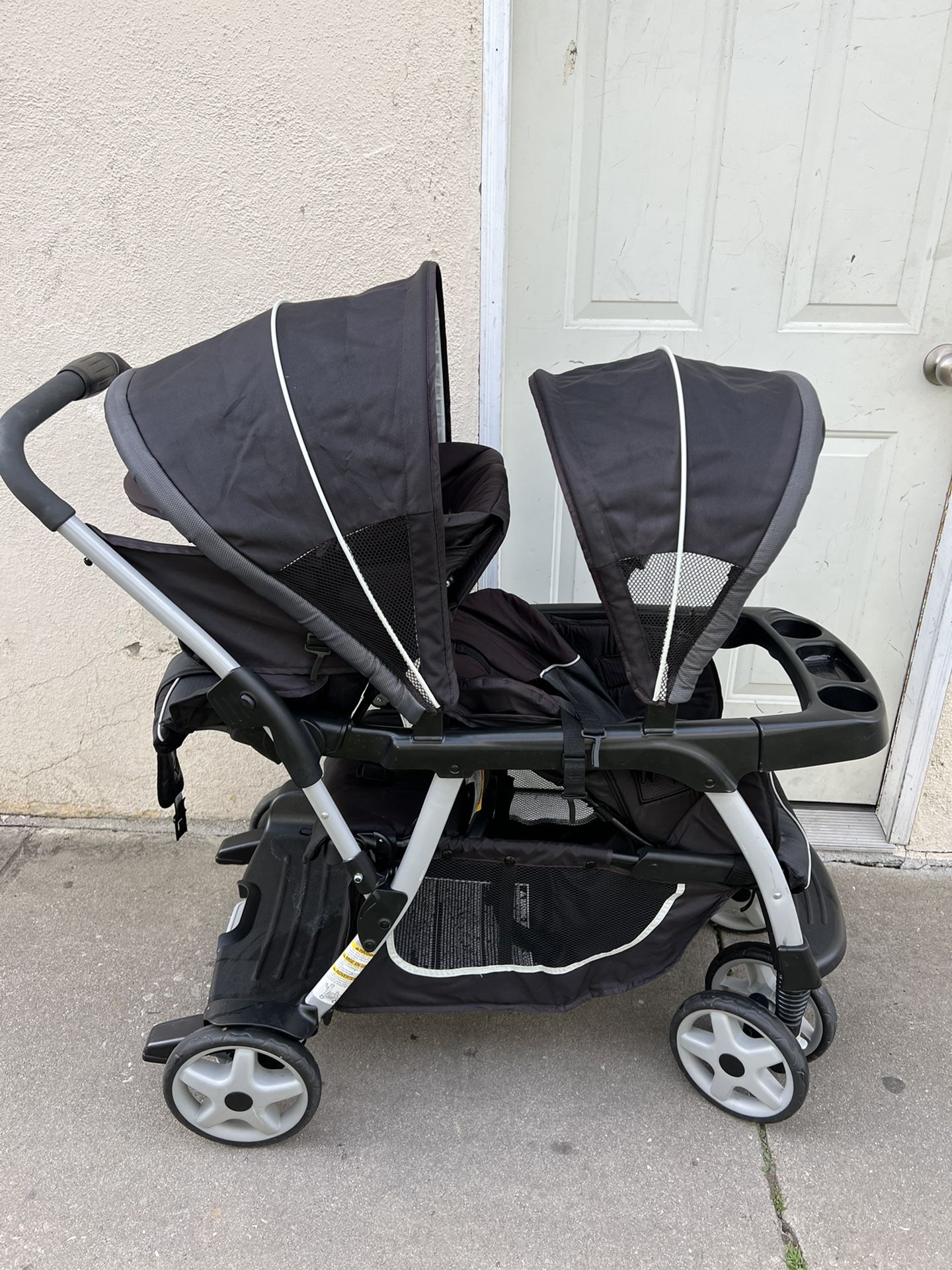 3d lite double umbrella stroller Ingenuity 3Dlite for Kids Casting Reel Concept Zero e:dropship:false keeping your essentials within Frame Type & Finish:Classic Frame Black Oak (Kid-Safe Plexi)