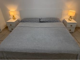 King bed