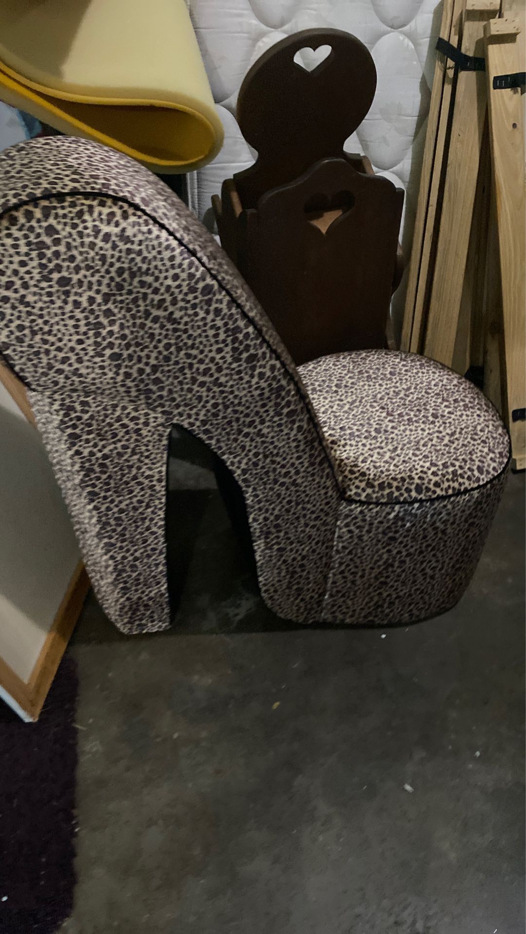 High heel chair