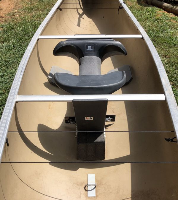 13’ Whitesell whitewater canoe. Perception saddle, adjustable foot