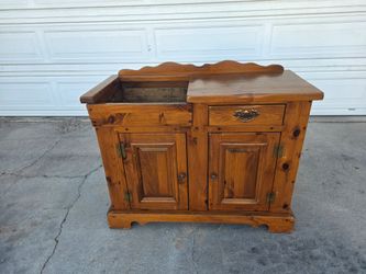 Bennington Pine 40" Dry Sink / Server