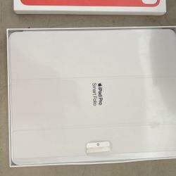 iPad Pro Smart Folio