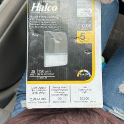 Halco Lighting Technology Solid State Lightening Security Wall Pack