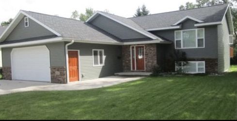 4bd/3ba/2,400sqft