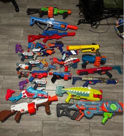 Toy nerf guns