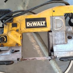  DeWalt 4 3/4 (120mm) Heavy Duty Deep Cut Band saw 