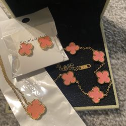 Four leaf clover bracelet necklace earing set