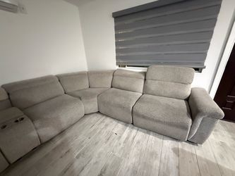 Large Gray Fabric Sectional Sofa with Recliner