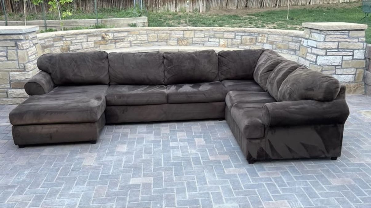 Brown Sectional Free Delivery