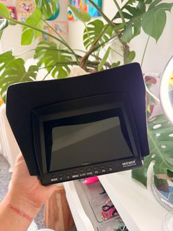 Neewer LCD Camera Field Monitor
