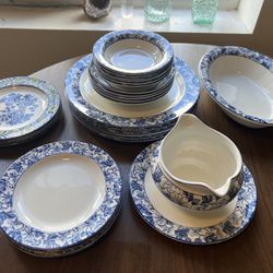 Beautiful Blue Vintage Dish Set