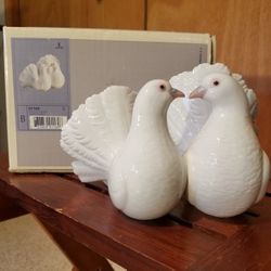 Lladro Kissing Doves no. 1169