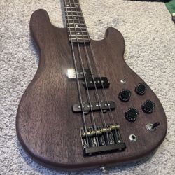 Vega p/j Bass (late 70s/early 80s)