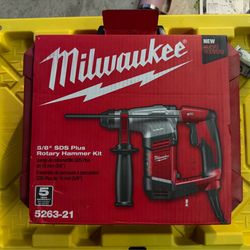 🔴Milwaukee 5/8” SDS Plus Rotary Hammer Kit NEW – Model 5263-21🔴