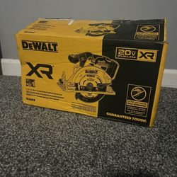Dewalt XR Circular Saw