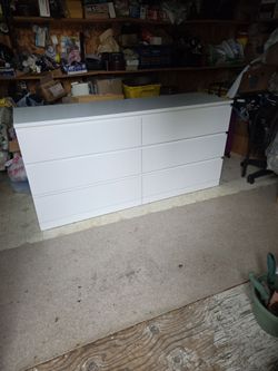 Dresser ( 63 inch x19 inch x 31 inch ( hight )