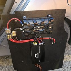 Planet Audio Capacitor And Amplifier
