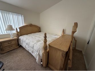 King size bedroom set