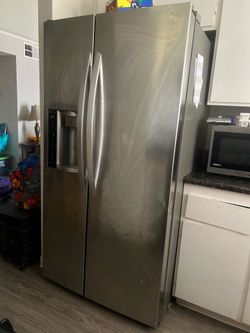 LG Refrigerator