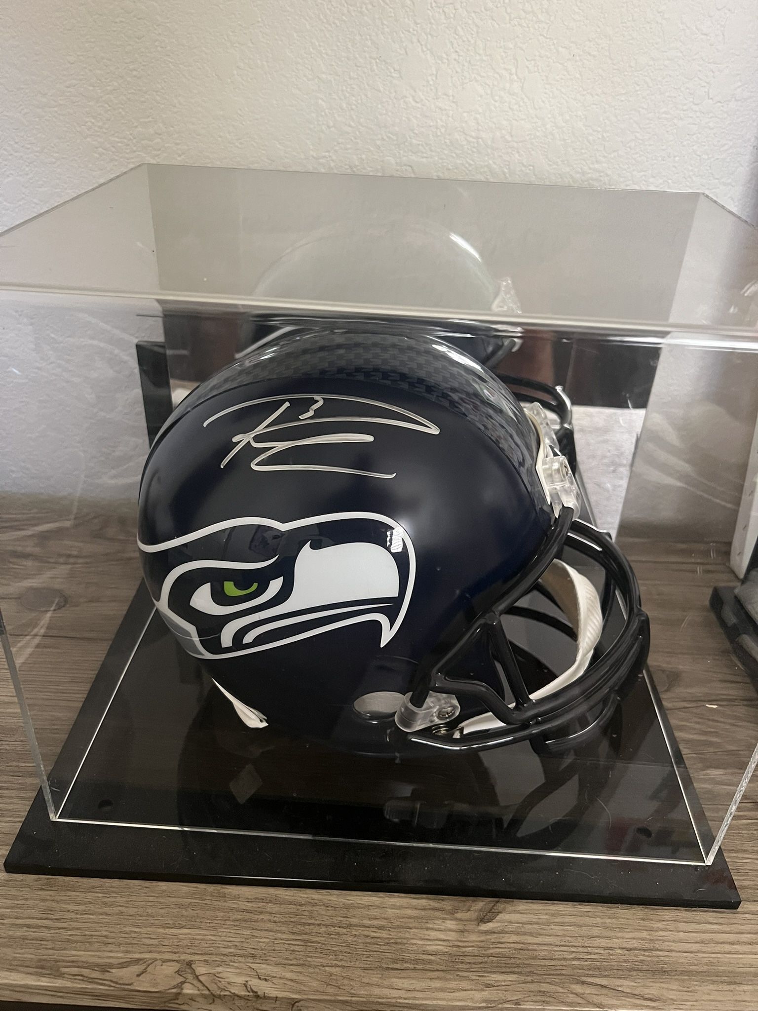 Russell Wilson Signed Helmet With Display Case And Certicate Of Authenticity