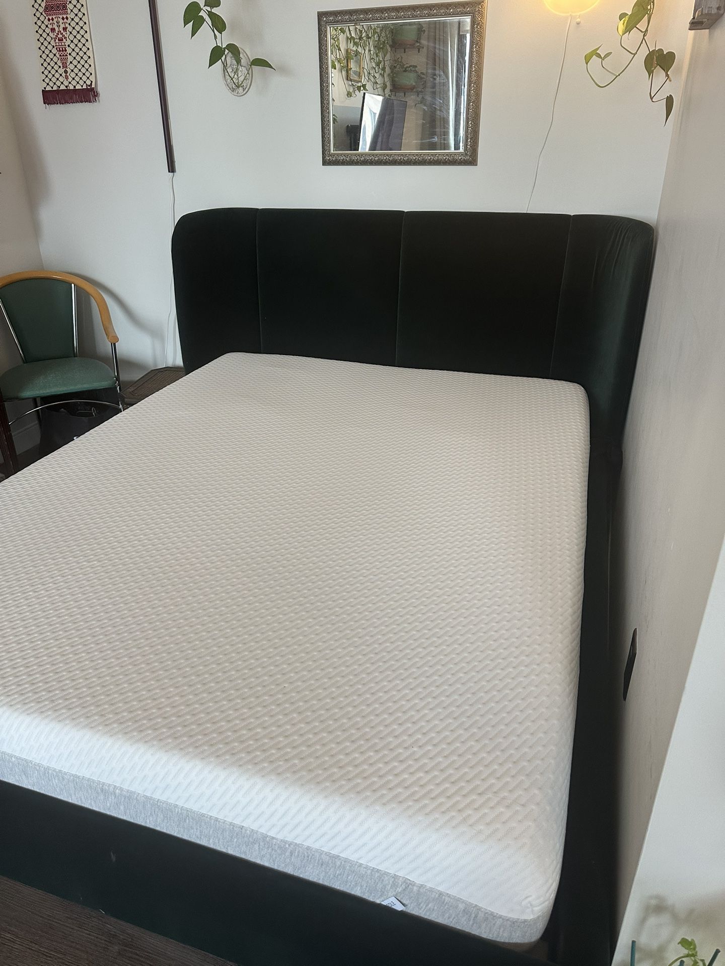 Essential Tuft & Needle Original Mattress - Queen