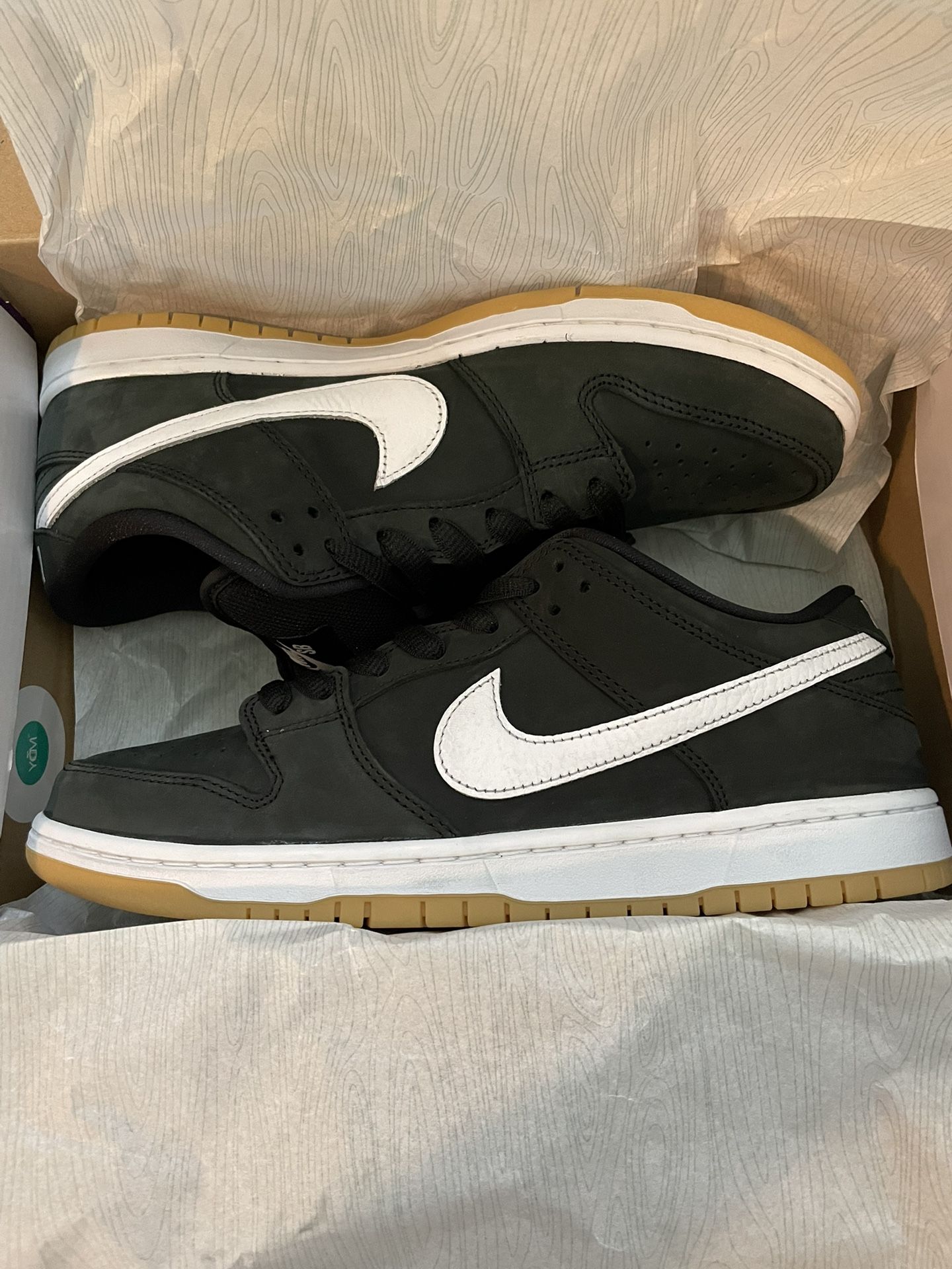 Nike Black Gum SB Low