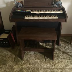 Lowry Organ