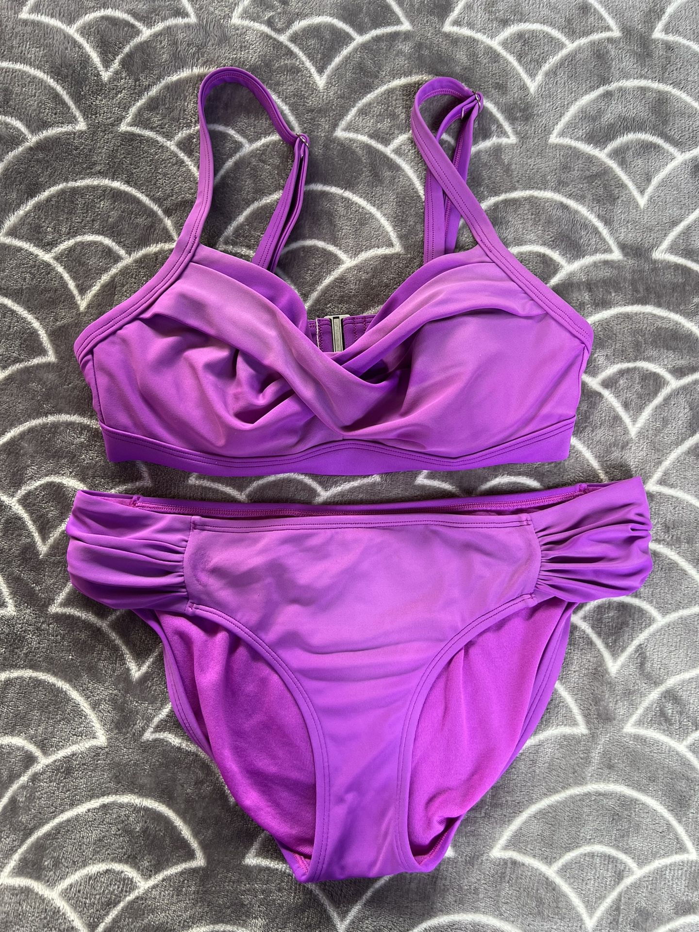 Women’s Athleta Bikini Swimsuit  32/B