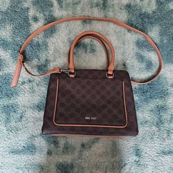Nine west purse- medium size