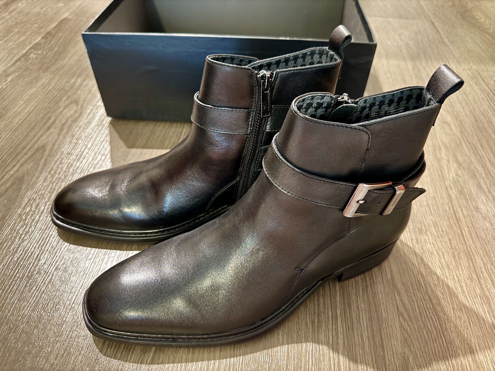 Karl Lagerfeld Boots - Moving Sales