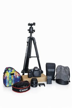 Canon 5D Mark II EOS with 50 mm lens with  Manfrotto stand