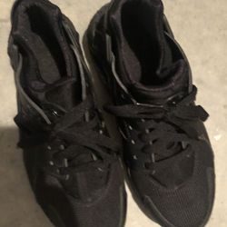 girls nike size 5.5 y