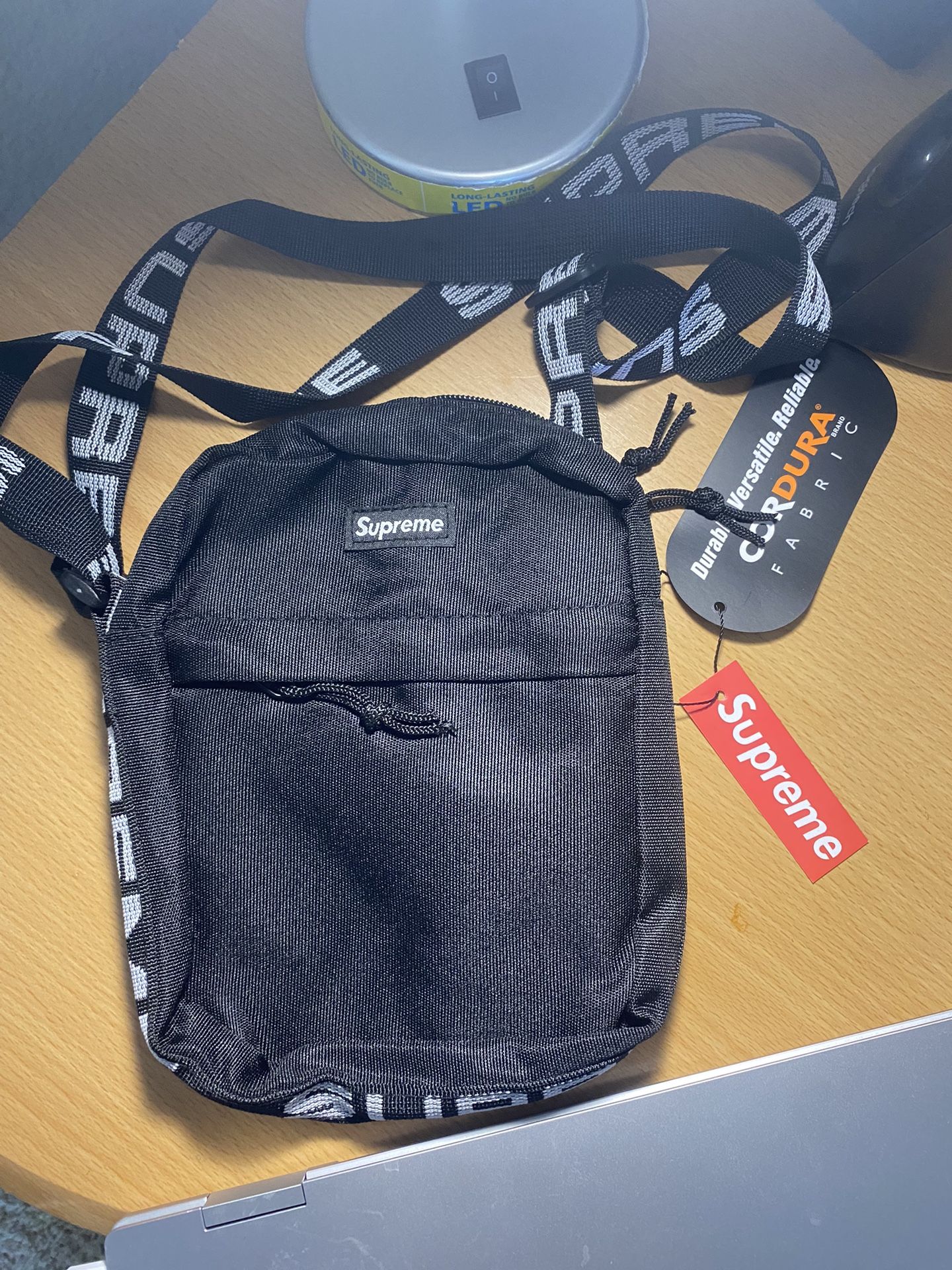 *BEST OFFER* Supreme Shoulder Bag (SS18) Black