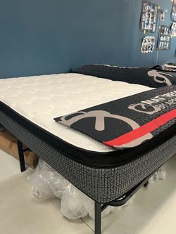 Brand New Queen Mattress Floor Models - 
Only $40 Down!