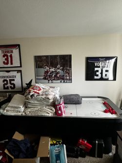 Air Hockey Table