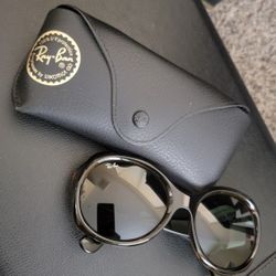 Ray-Ban Sunglasses 
