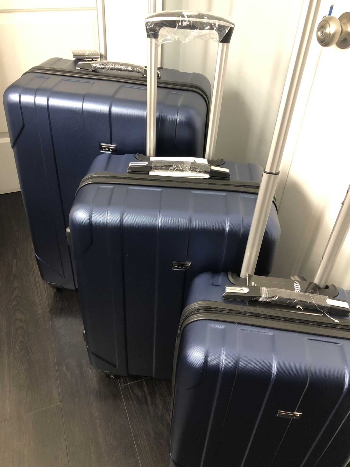 Brand new 3 piece luggage