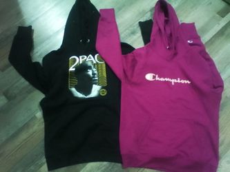 Pullovers Size Small 