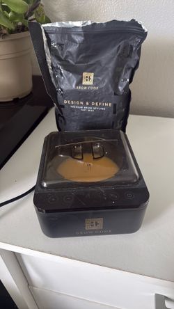 Wax warmer and hard wax brow code
