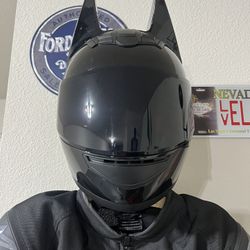 Batman Style Motorcycle Helmet / Dark Knight