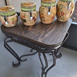 Ceramic Gourmet Home Accents Pineapple Sculpture Fruits 