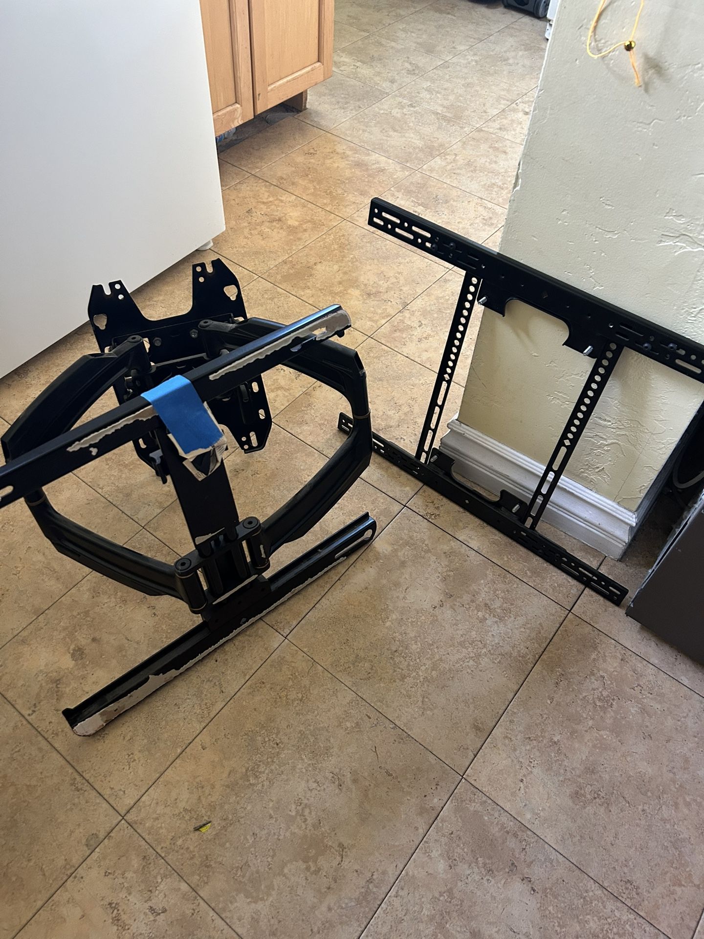 Chief TV Mount