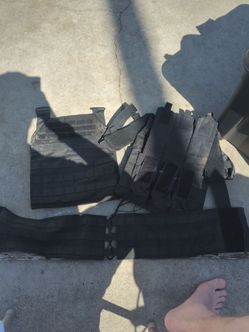 Black Tactical MOLLE Plate Carrier Vest