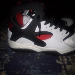 Good Condition Nike Shoes