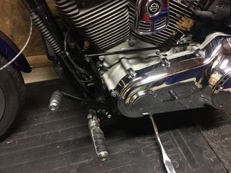 Harley Davidson Dyna forward controls