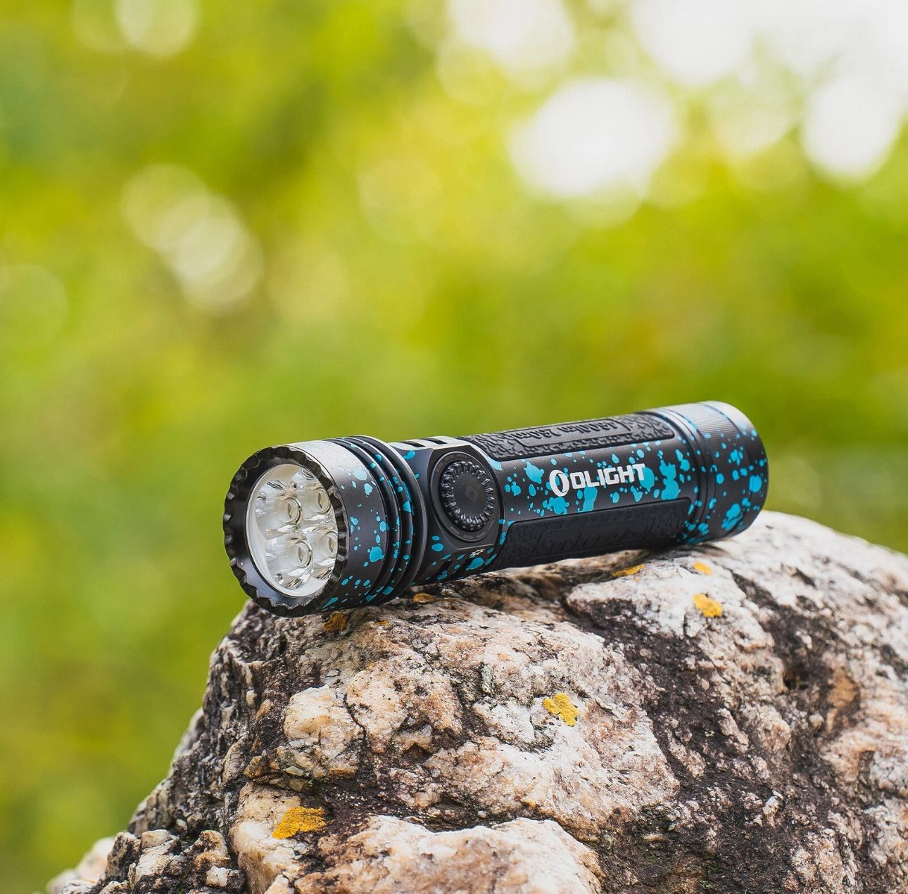 BNIB Sealed OLIGHT Seeker 4 Pro Rechargeable 4600 Lumens Quad LED Flashlight