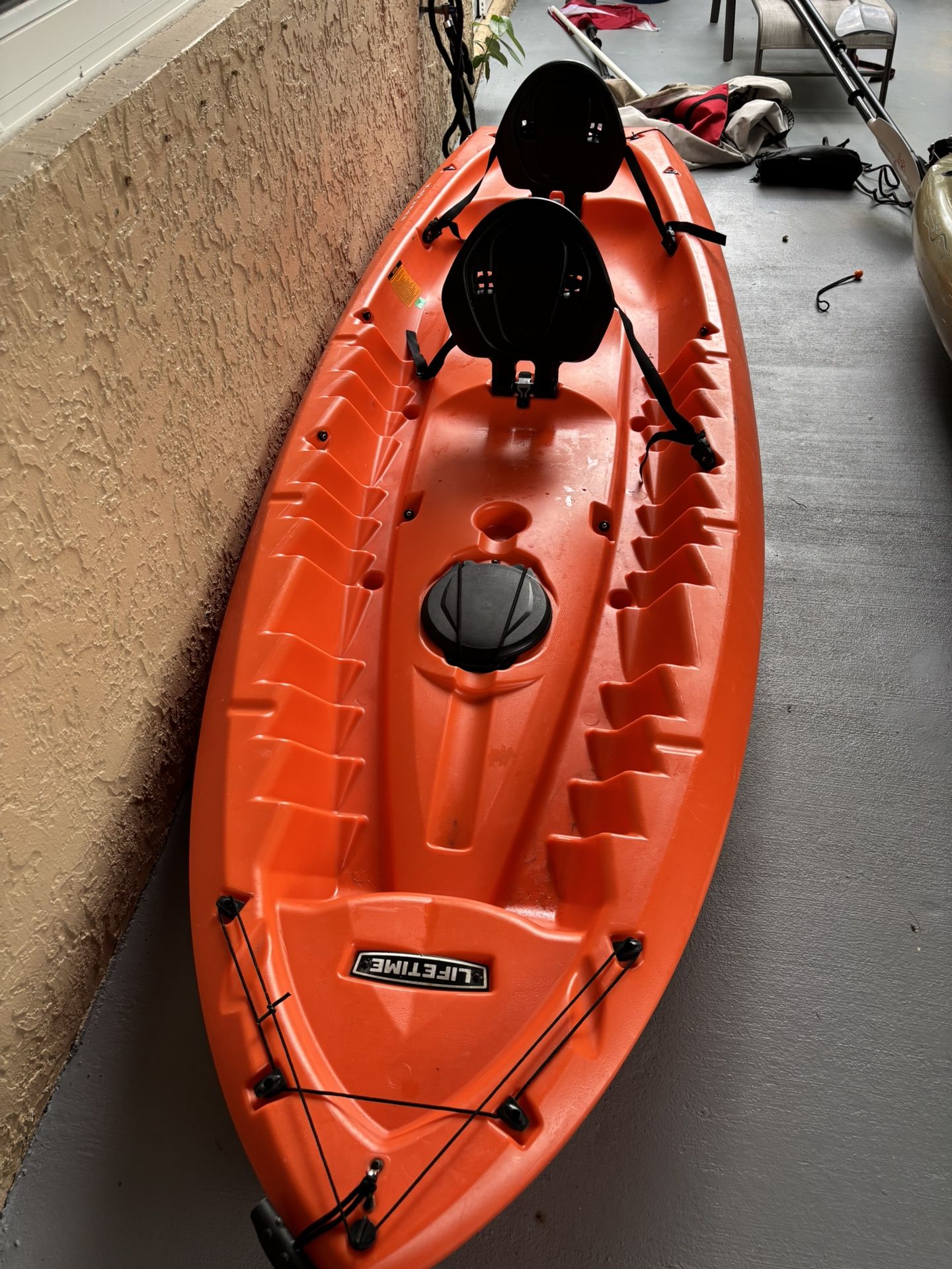 Tandem Kayak and 2 paddles